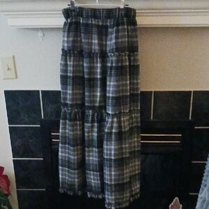 SHEIN Plaid Maxi Skirt - Black and Gray